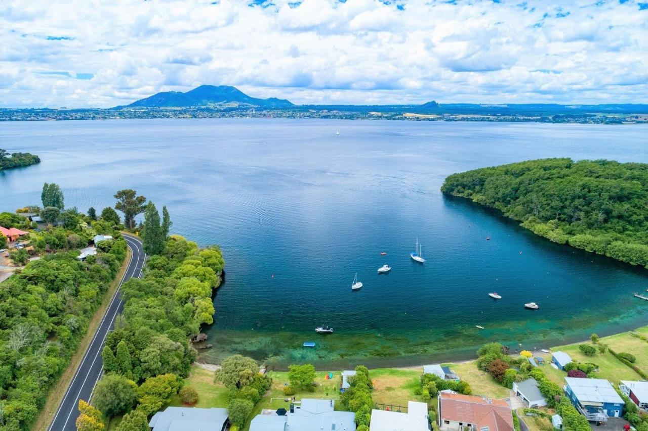 Acacia Waters - Lake Taupo Exterior photo
